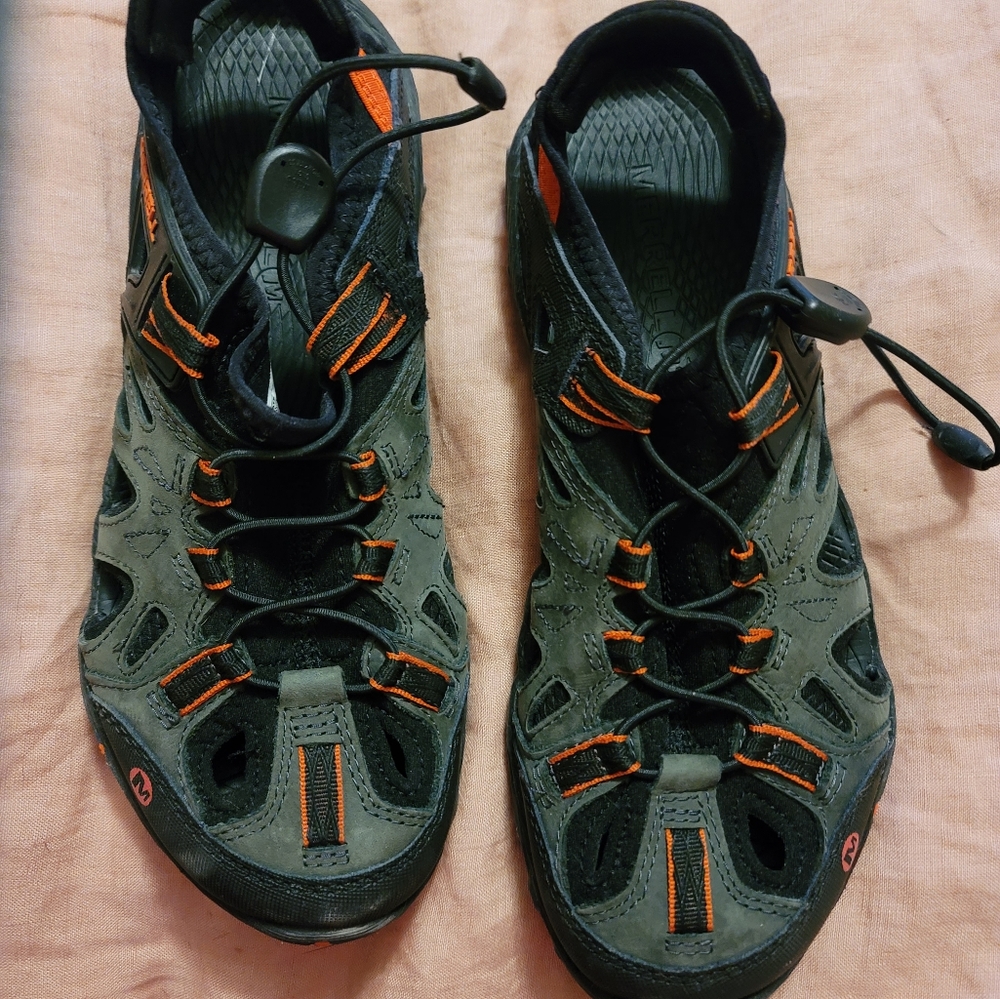 Merrell Boys Size 7 Sandal/Shoes